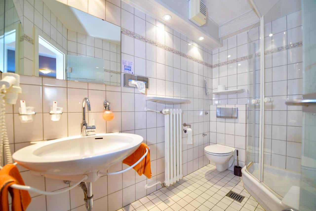Hotel Zur Post Balve Eksteriør bilde
